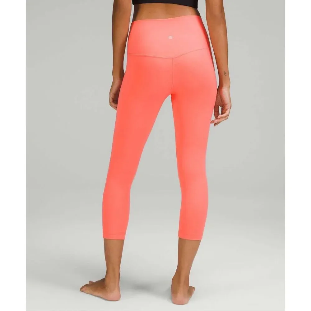 Lululemon Align High Rise Crop 23” Raspberry Cream Size 6‎